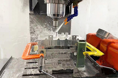 新能源汽车电源箱体CNC加工